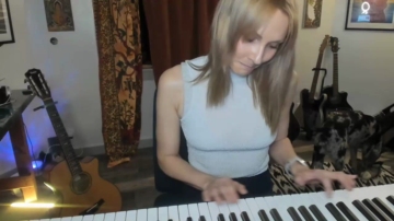 Kaileeshy 18-11-2021 Topless 